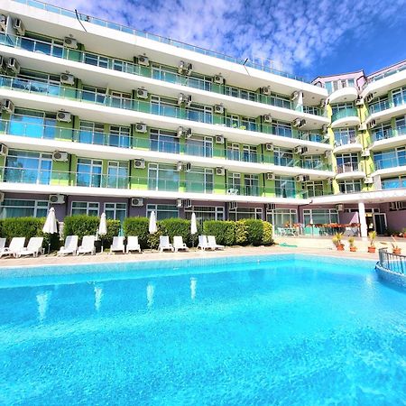 Family Apartments In Solmarin Slântsjev Brjag Eksteriør bilde