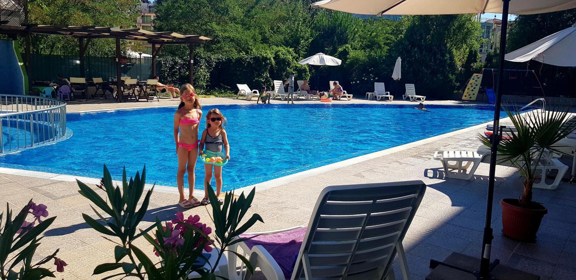 Family Apartments In Solmarin Slântsjev Brjag Eksteriør bilde